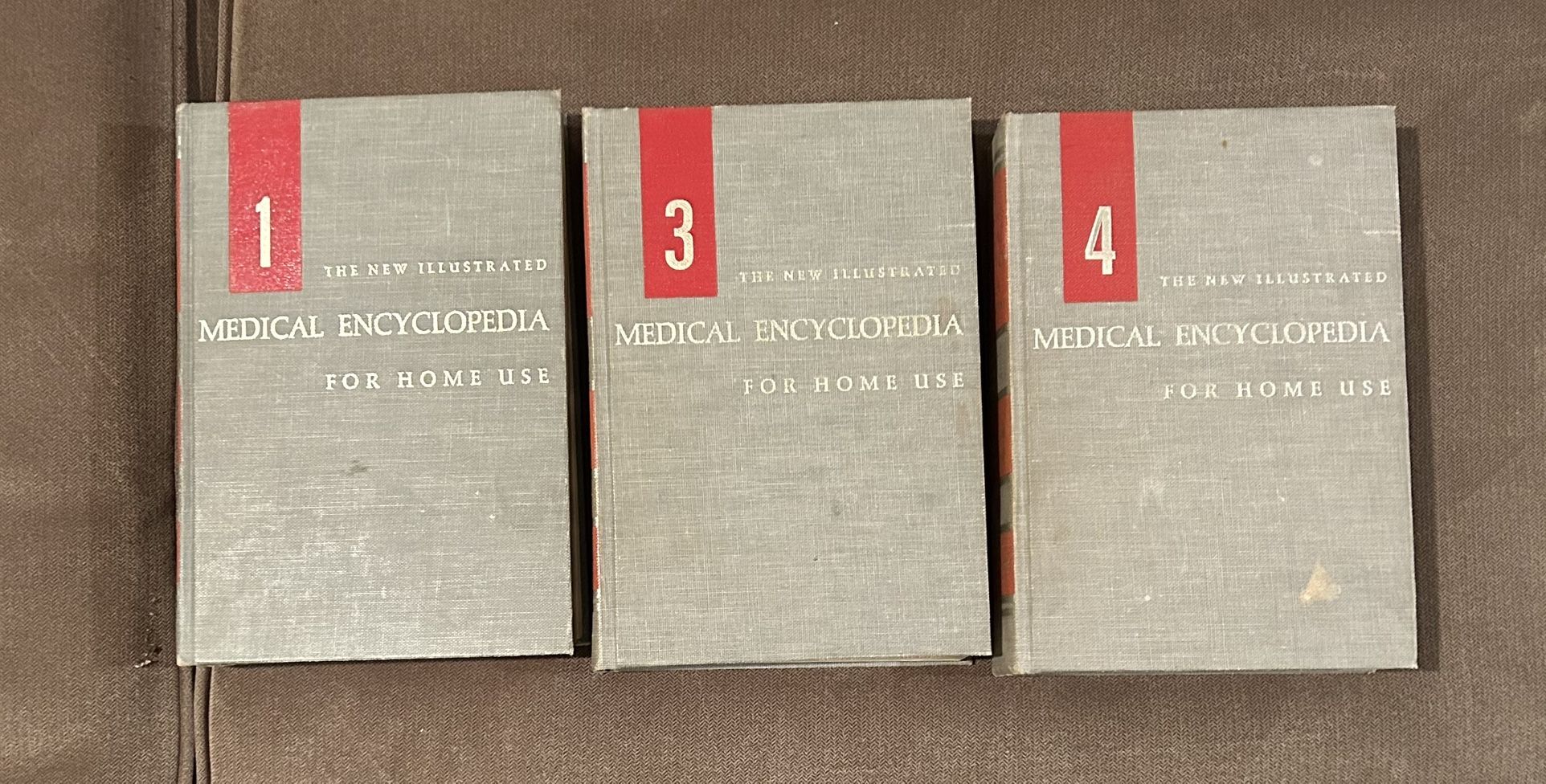 Medical Encyclopedia Vol 1, 3 & 4