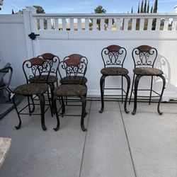6 Ornate Wrought Iron Bar Stools w Wood Backs (Countertop Barstools)