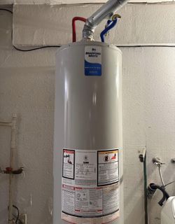 50 gallon Bradford white water heater