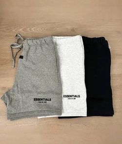 Essentials Shorts