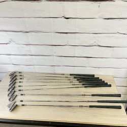 MacGregor & Taylor Made Gold Clubs Irons P, 2-9 (9pc)
