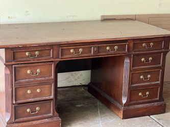 8 drawer maple desk