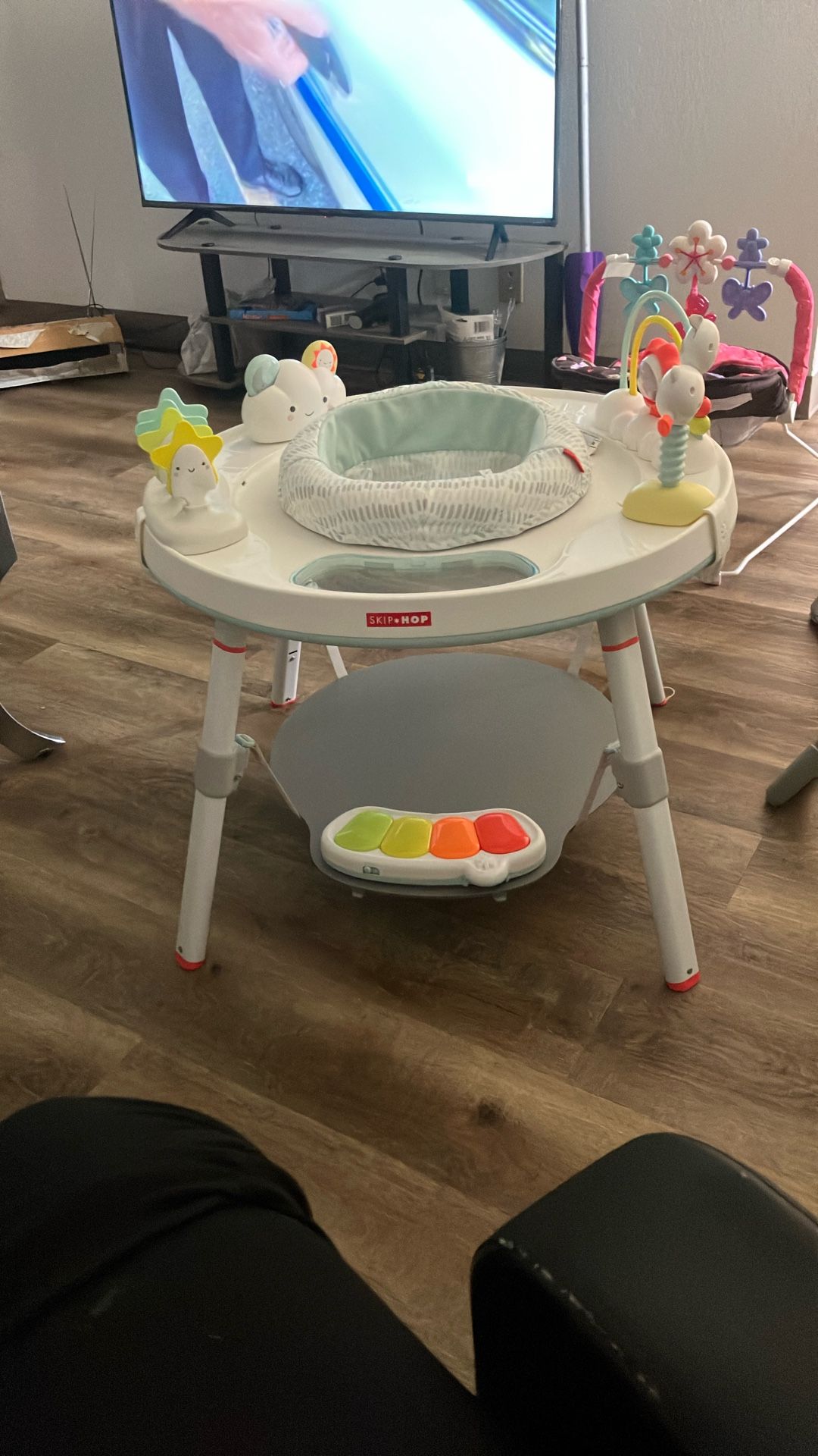 Skip Hop 3 In 1 Activity Station 