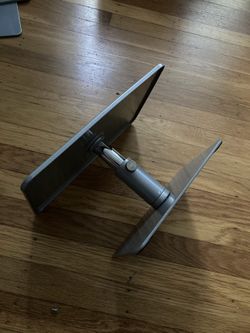 Laptop riser / laptop stand / speaker stand