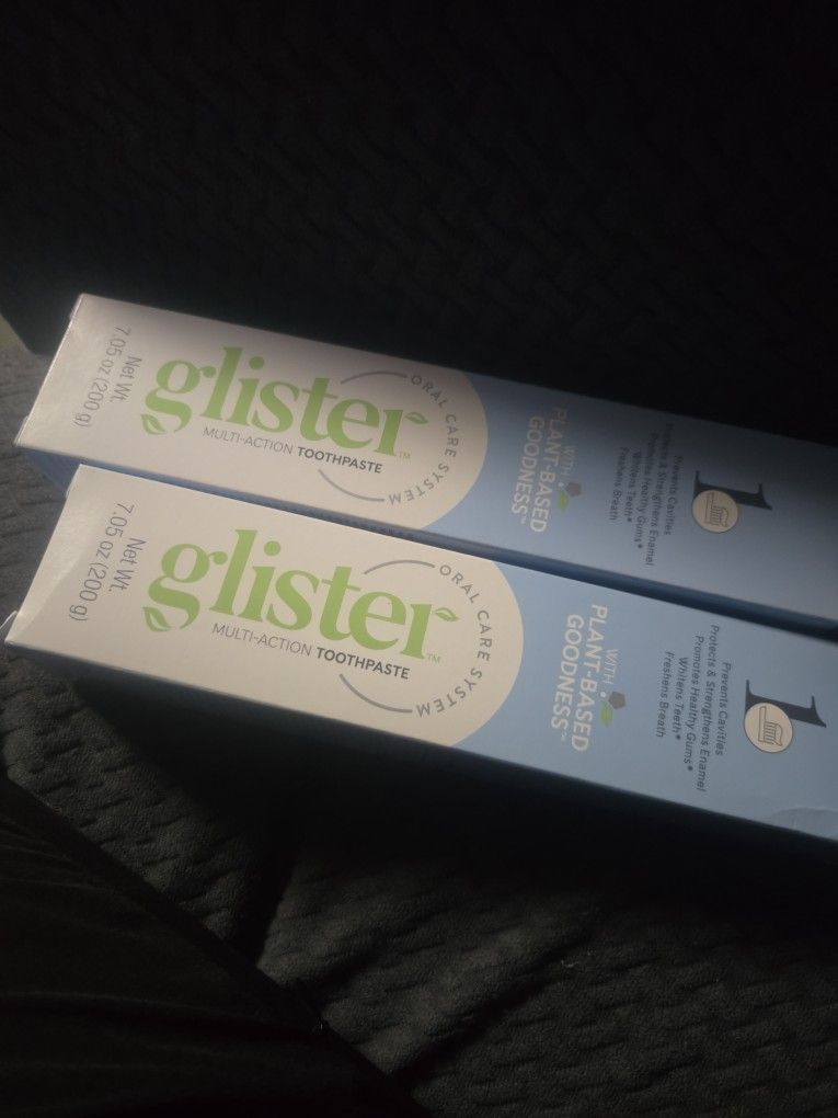 Glister Toothpaste