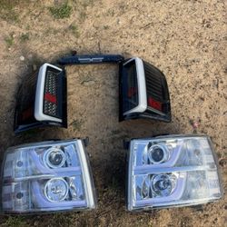 07–13 Chevy Silverado Headlights