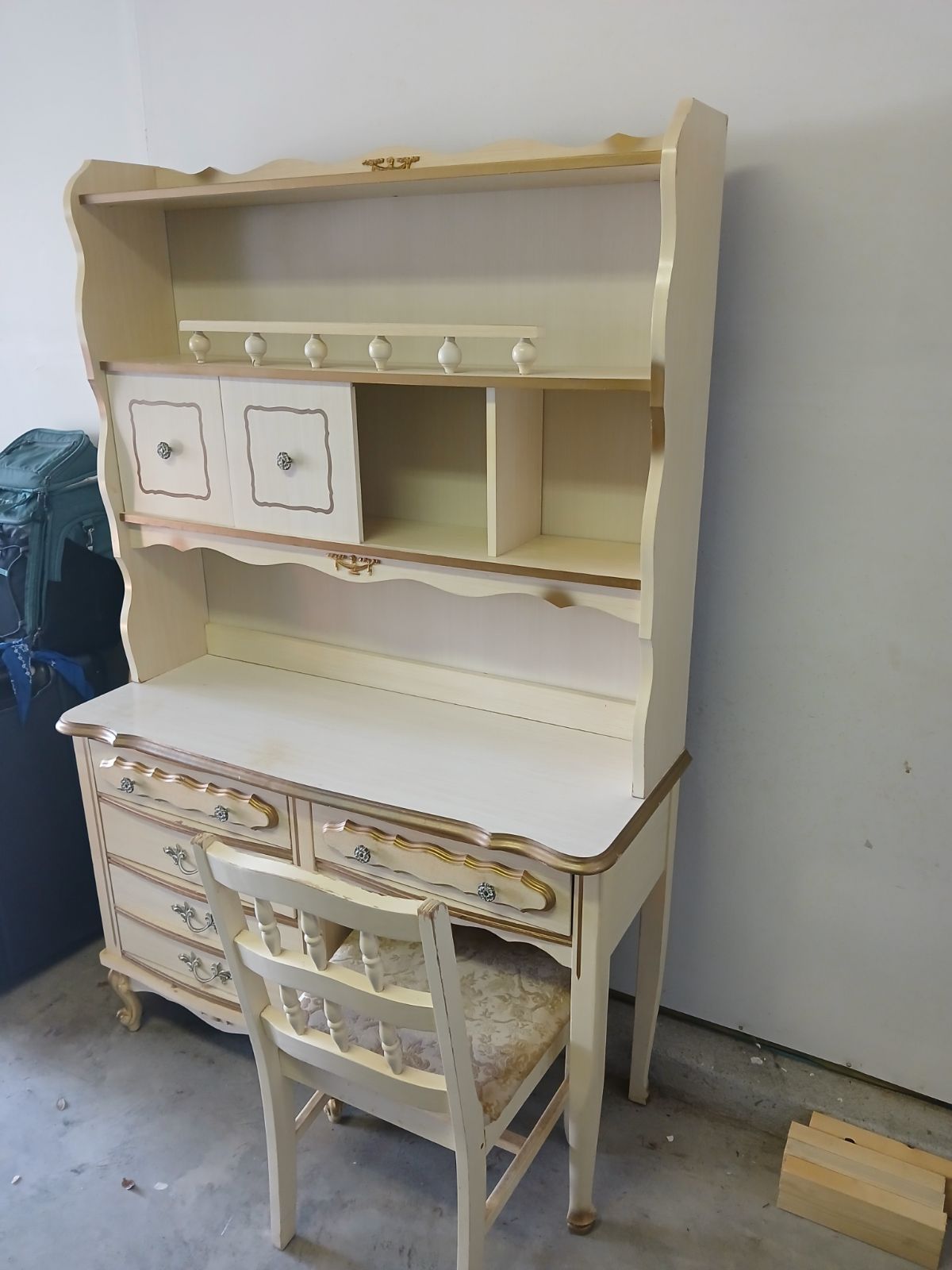 Desk