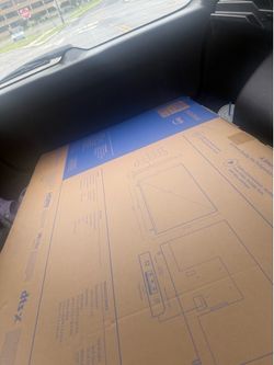 Brand new insignia Tv 50in fire tv