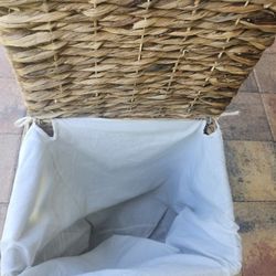 Laundry  basket