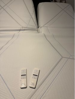 Split Queen Mattress w/ Adjustable Base