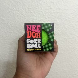 NeeDoh Fuzz Ball Flower Power 🌸💚