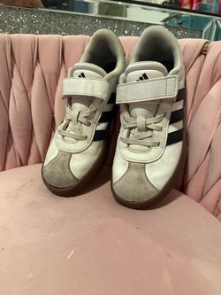 Adidas kids size 2