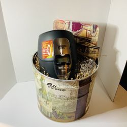 Wine Lovers Gift Basket