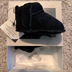 UGG Baby Booties Black Suede 0-6 months