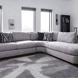 Murphy Sectional ❤️❤️