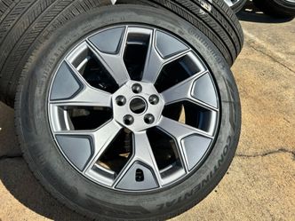FREE INSTALL 4x OEM 2027 Tesla Model Y L YL Wheels 19" Staggered Continental 99% TPMS