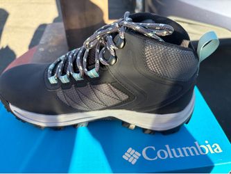 NEW Columbia Women's Transverse Hike Waterproof Boots - Size 9