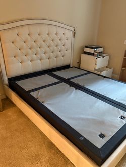 Ethan Allen Kind Size Bed