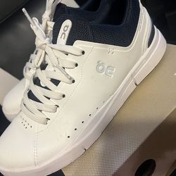 Pre-owned On Cloud the Roger Advantage Men Size 7.5