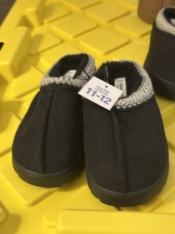 kids shoes/ slippers