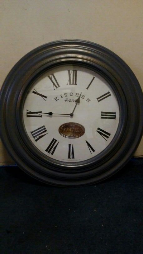 Veritime Inc. Wall Clock