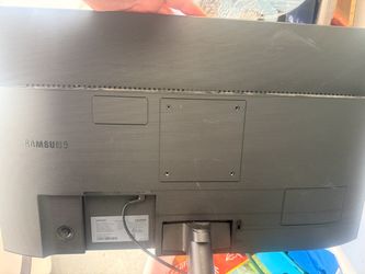 28” Samsung monitor