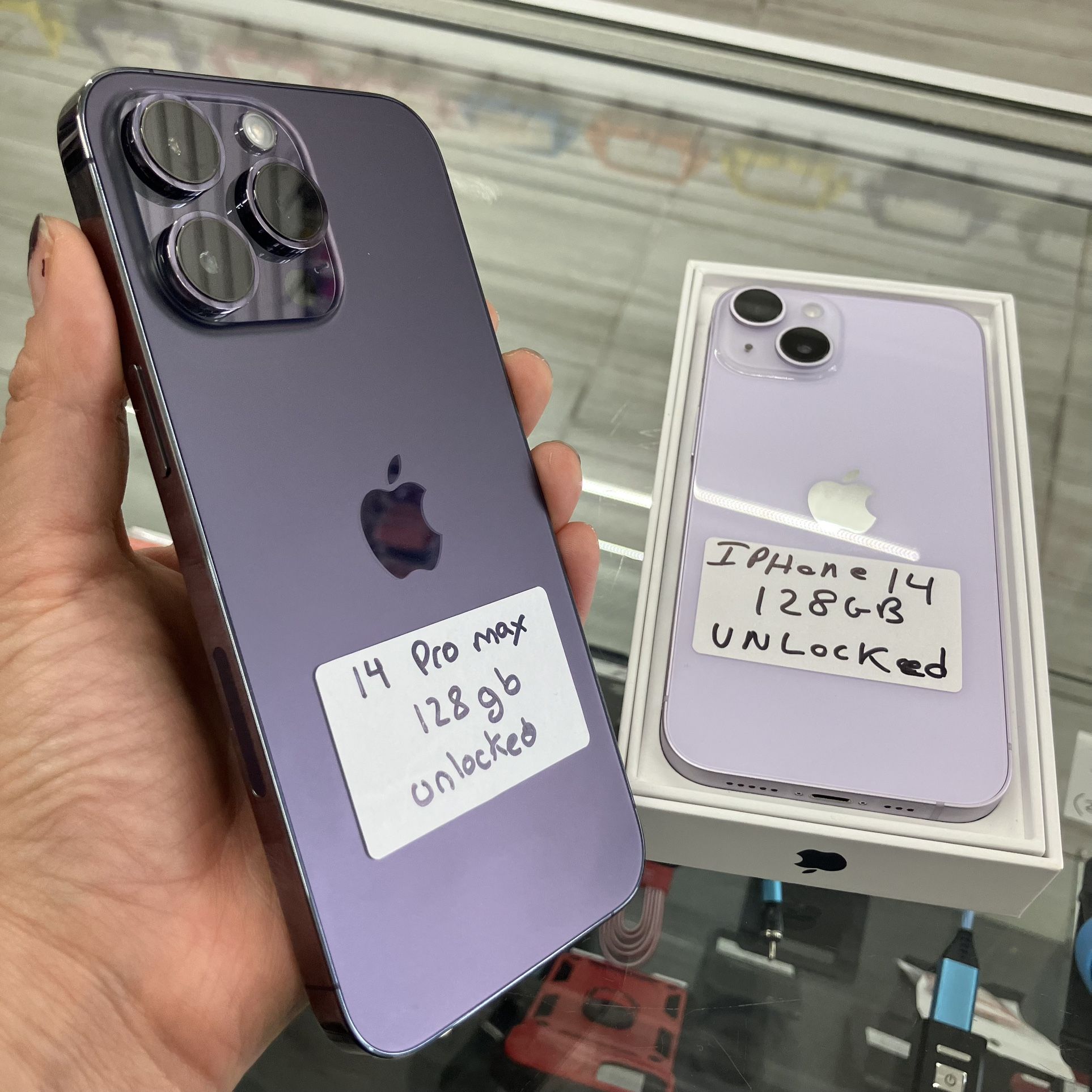 Purple Like New iPhone 14, 14 Pro Max Unlocked. Cash Or $50 Down