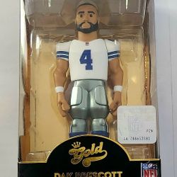 Gold Dak Prescott Premium Vinyl Figure
