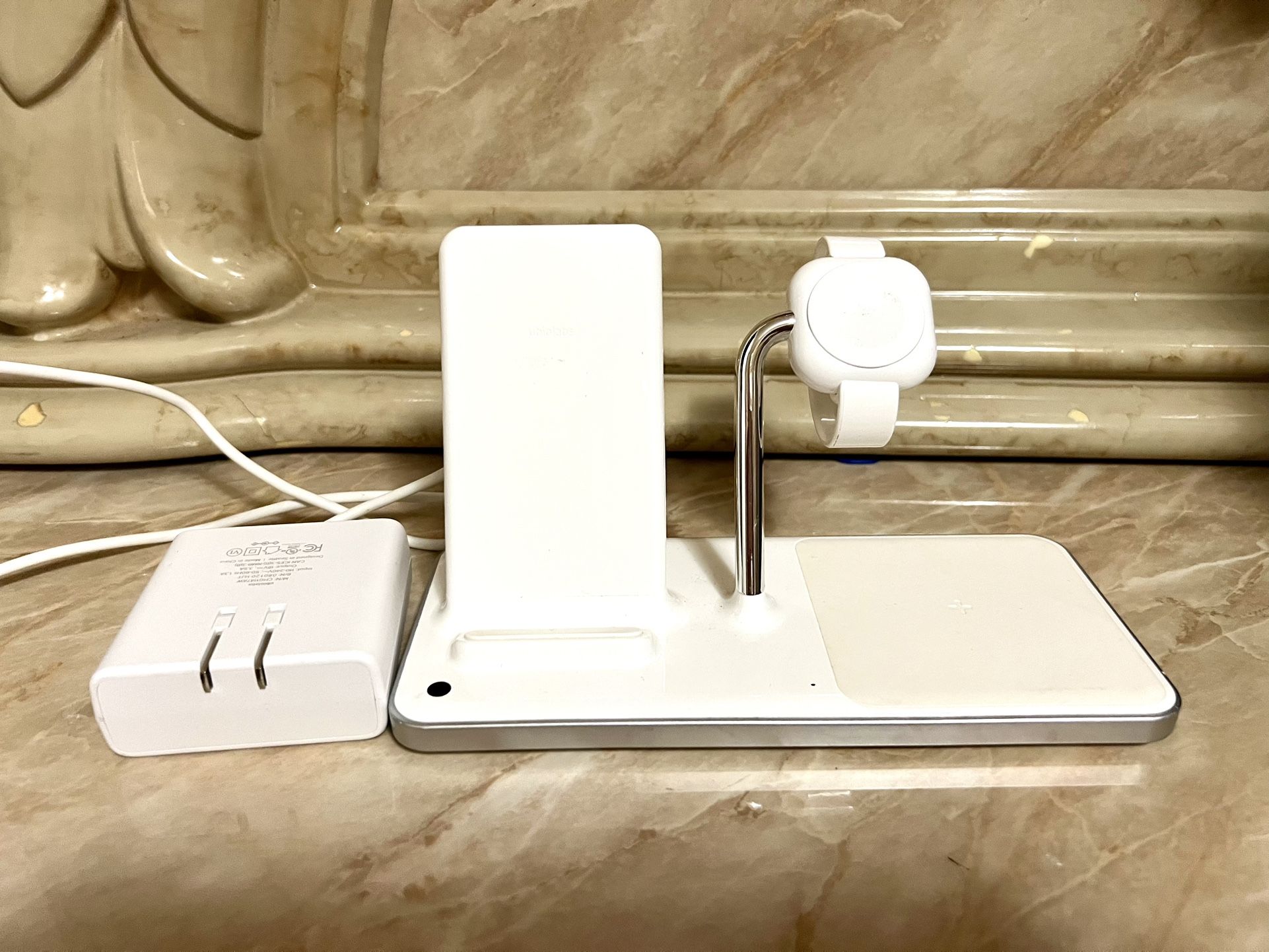 3-in-1 Wireless Phone+Watch+Earbuds Charger