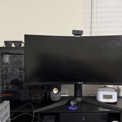Gaming Pc + Asus Monitor 