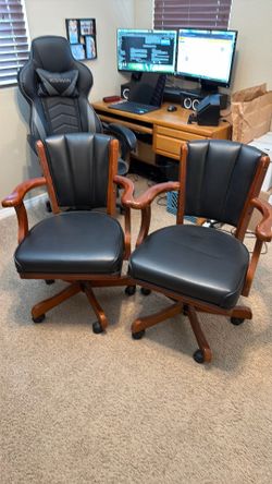 2 - Chairs - poker style, adjustable swivel chairs, on rollers