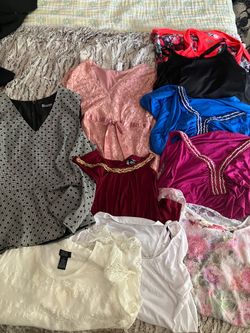 Women’s L/XL clothing bundle