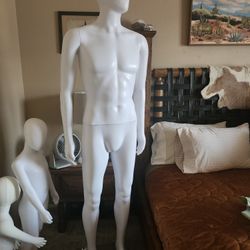 Mannequins,  Display Props