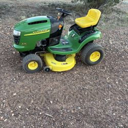John Deere Riding Mower