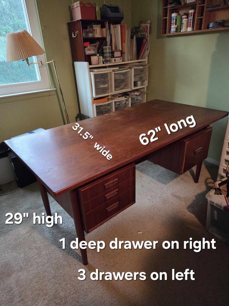 Computer Desk