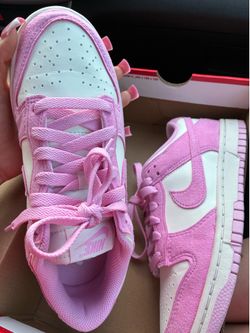 Nike dunks women