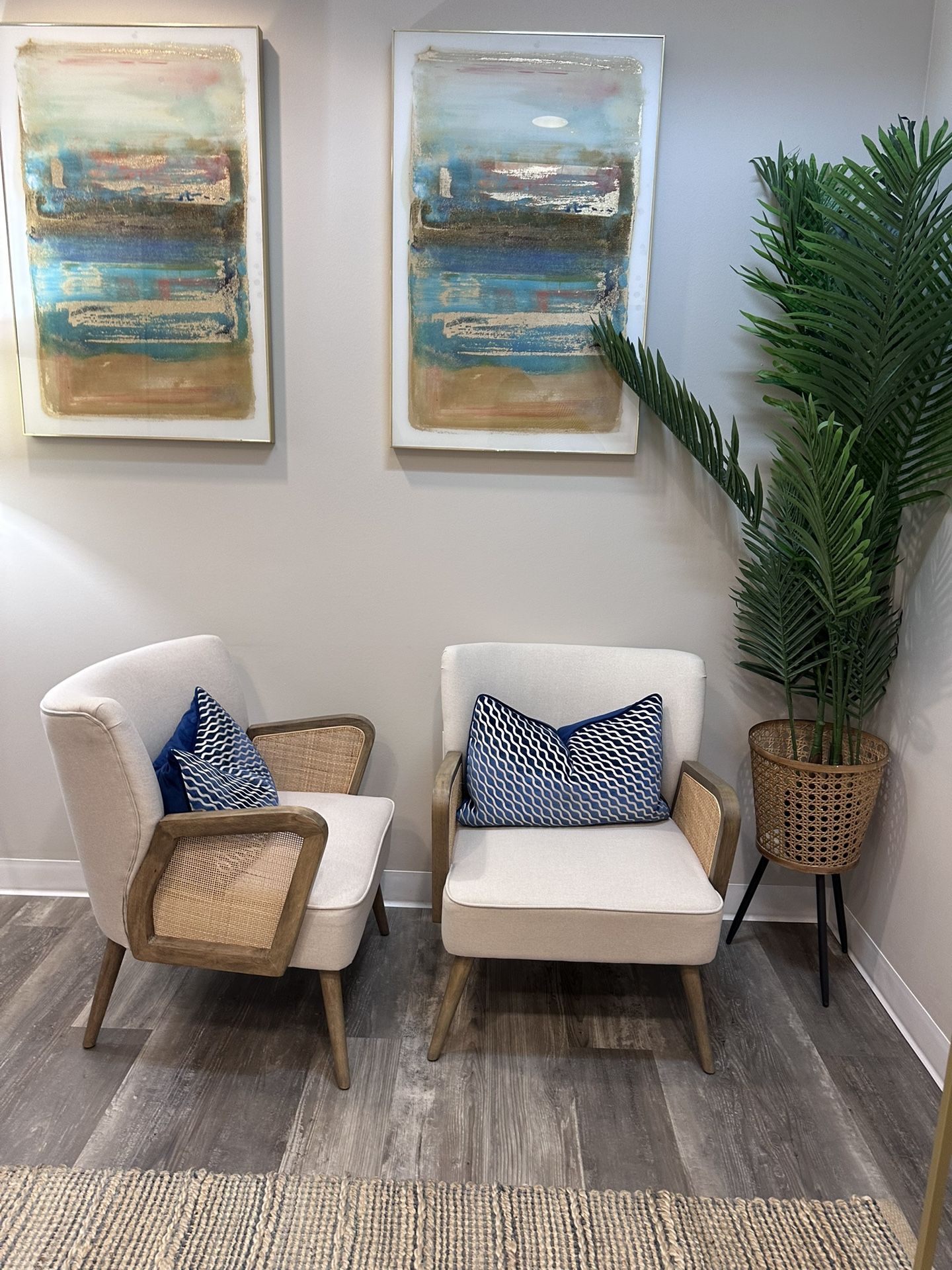 Office/living Room Chairs 