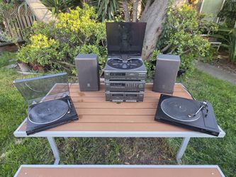 Vintage Stereo & Turntable For You