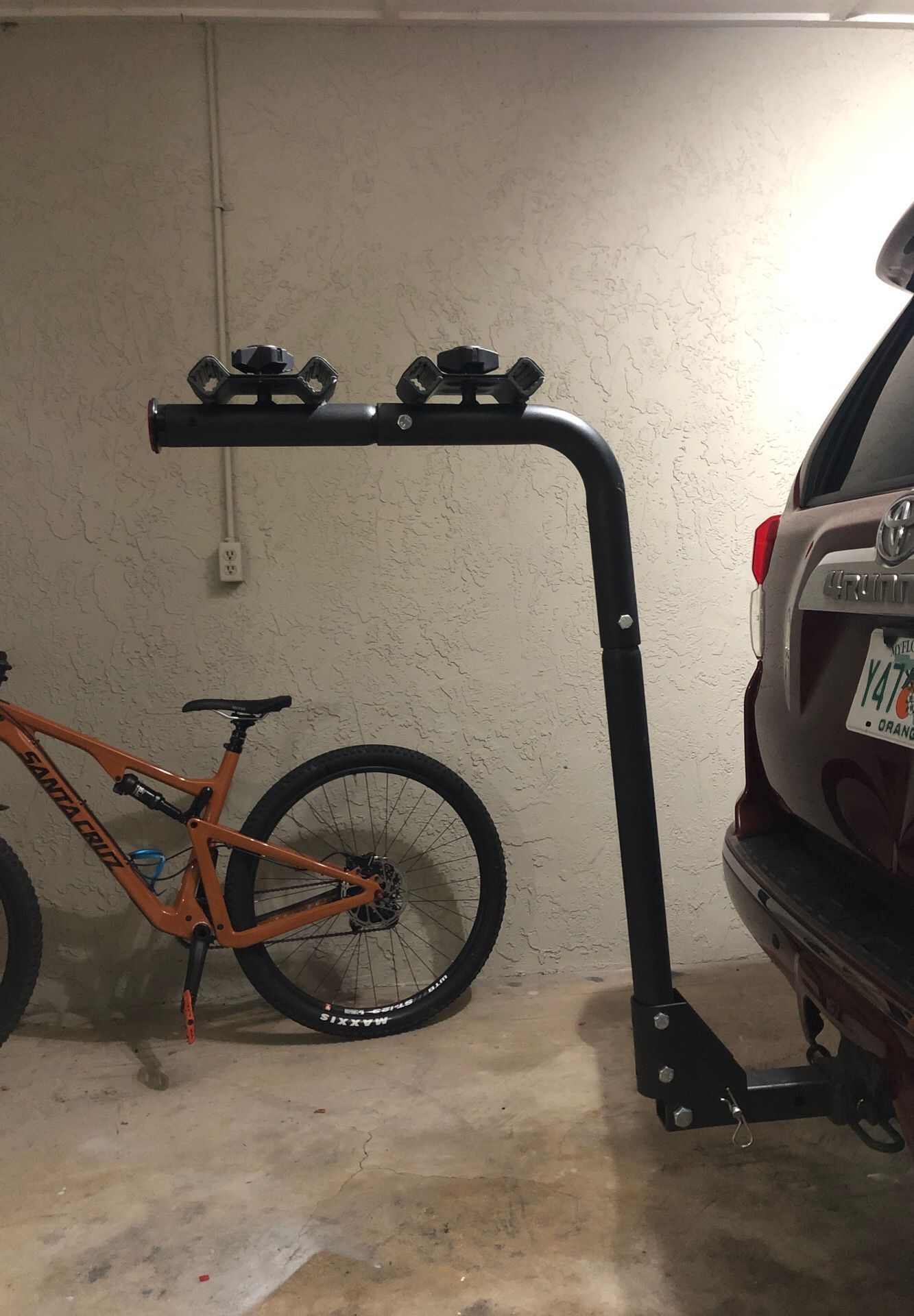 Brand new cargo lock bike rack