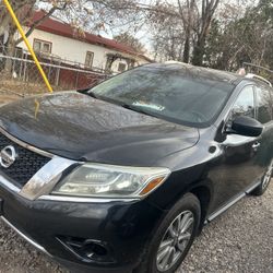 2014 Nissan Pathfinder