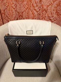  AUTHENTIC Gucci Soft Microguccissima Zippered Satchel