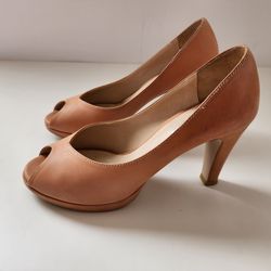 Women's Brown Nubuck Leather Peep Toe Platform Pumps Size 7.5