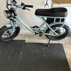 Electric Retro Spec 750 Bike