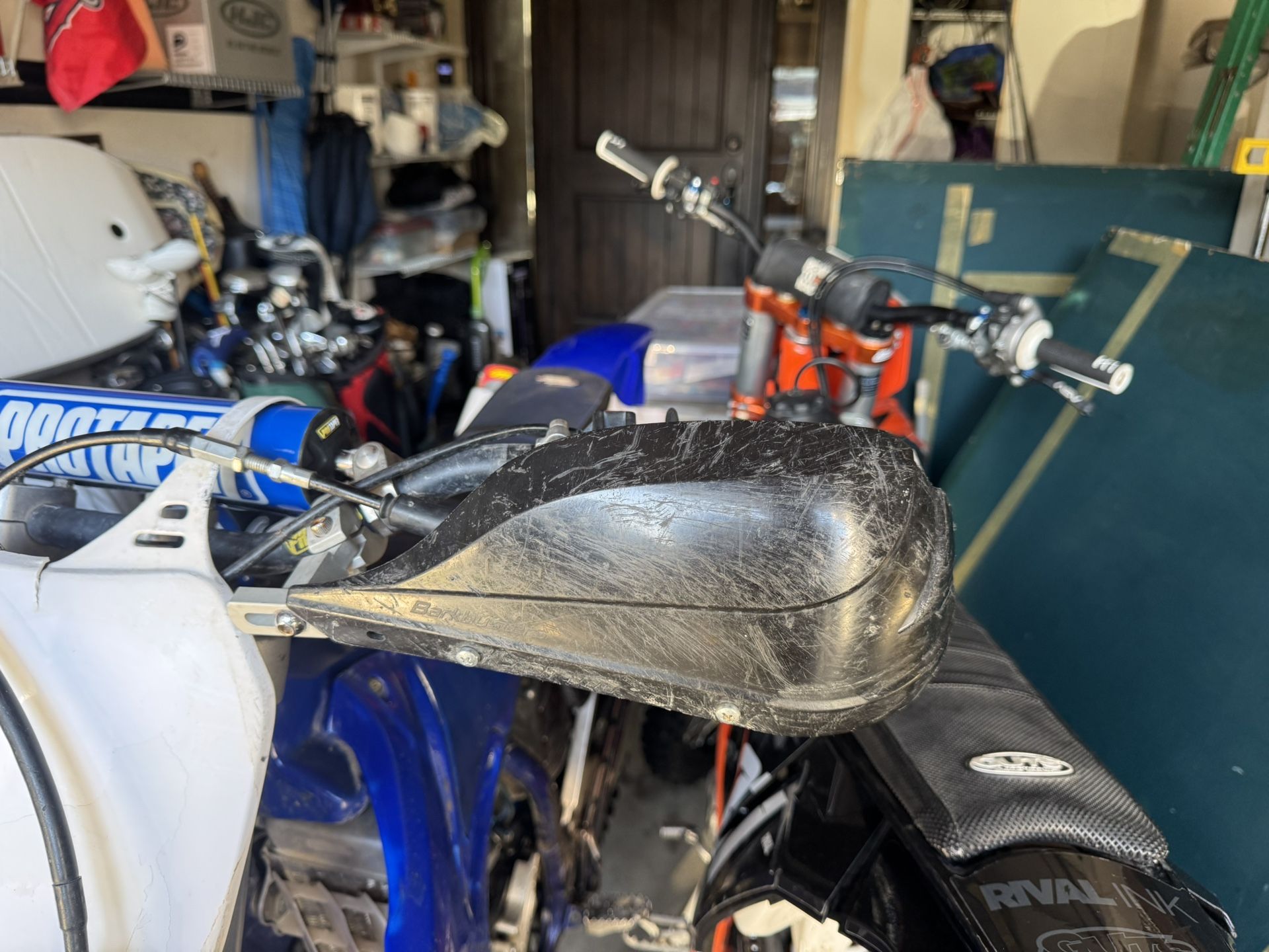 Bark Busters Moto Hand Guards Full Kit