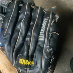 WILSON  SIGNATURE MODEL A2146