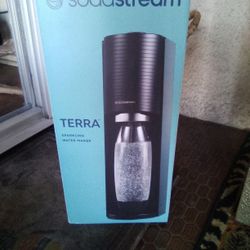 Sparkling Soda Water And Soda Maker