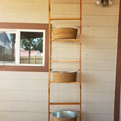 Wood Outdoor Decorative Ladder With 3 Metal And Rope Pots.. 18Ft X 18 1/2 In.