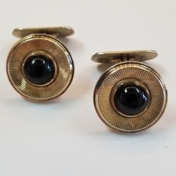 Classic Cufflinks With Onyx.