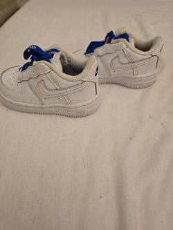 4 pairs of 4C Nike toddlers shoes