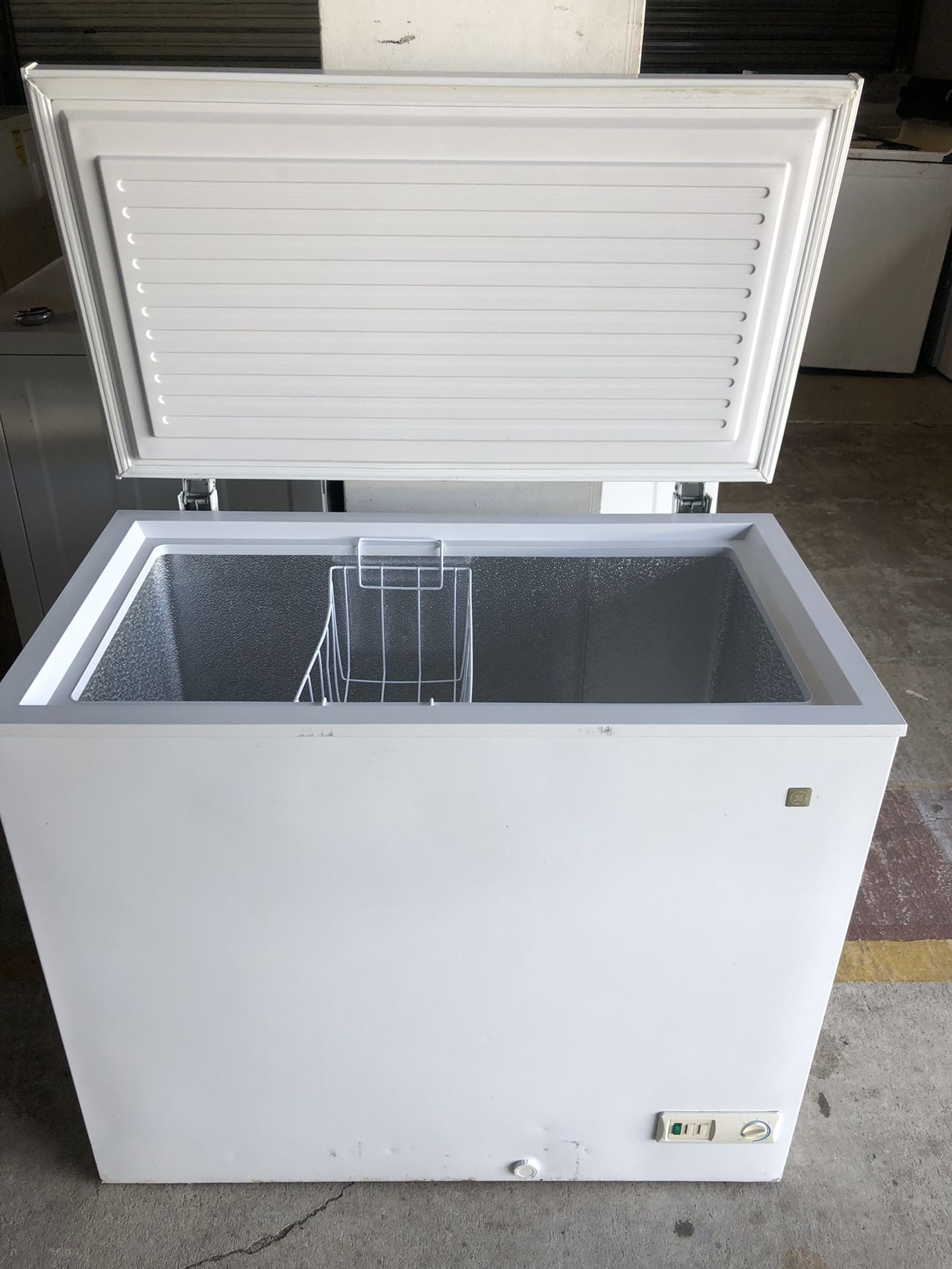 chest freezer 5 cf